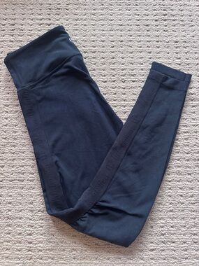 Vintage Lululemon Black Leggings | Ruched Side Logo | 29” inseam | size 6